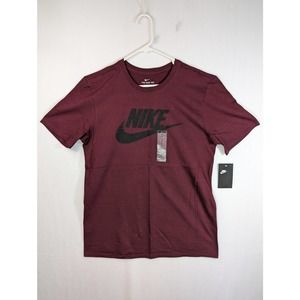 Nike New W/ Tag Maroon Athletic Cut Nike Black Logo Graphic T-Shirt Sz Medium